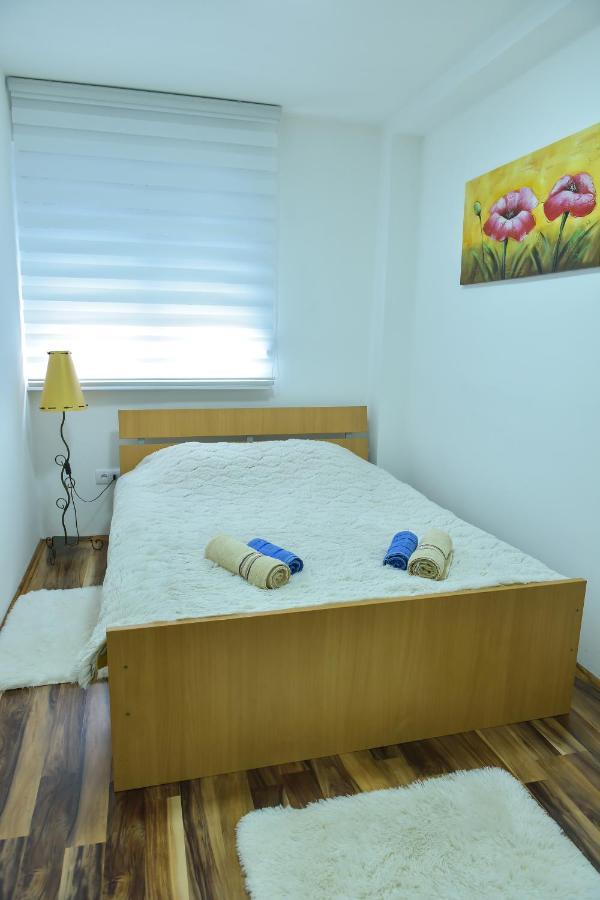 Apartman Bazar Smederevo Buitenkant foto